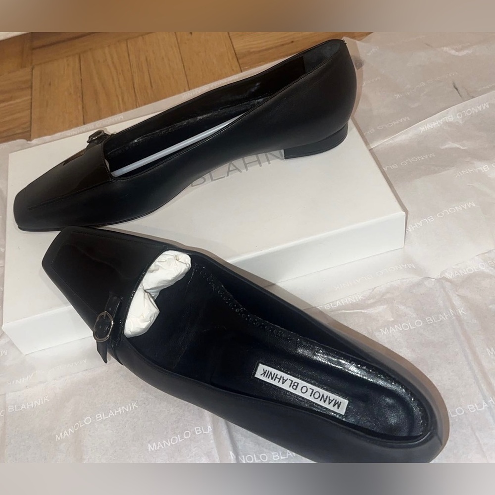 vintage manolo blahnik women’s heels